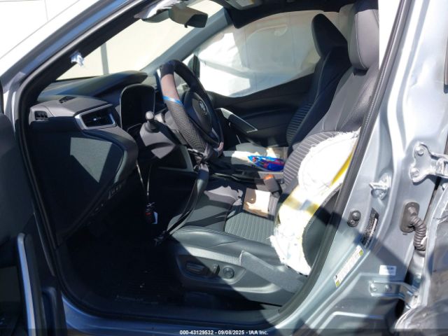 2025 TOYOTA COROLLA CROSS HYBRID 7MUFBABG3SV065189 Photo 4