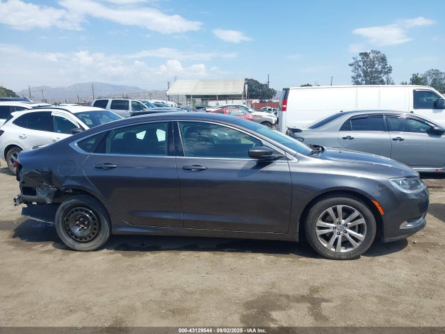 1C3CCCAB0FN681010 Chrysler 200