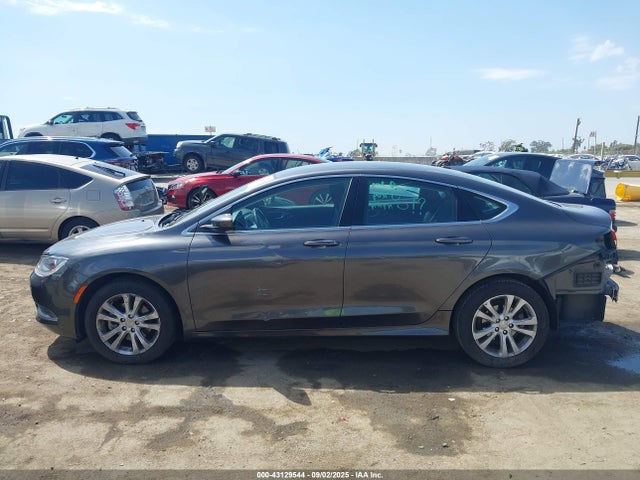 1C3CCCAB0FN681010 Chrysler 200