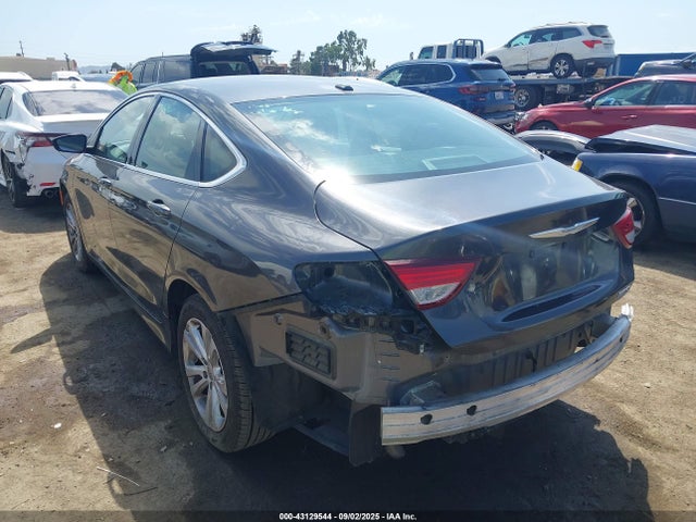 1C3CCCAB0FN681010 Chrysler 200