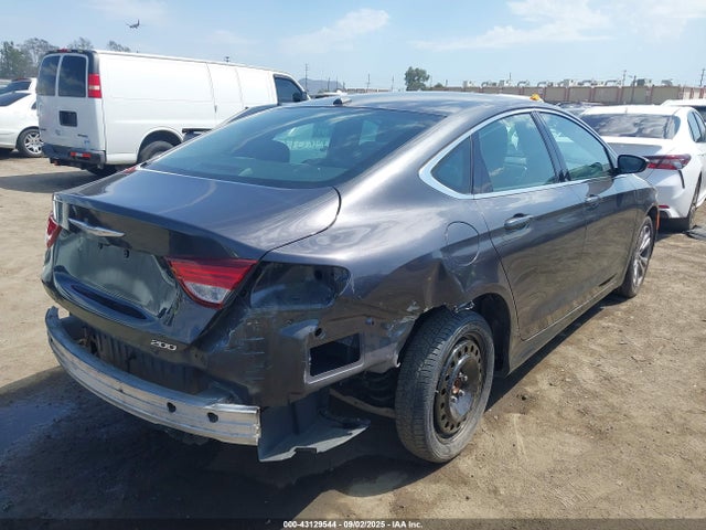 1C3CCCAB0FN681010 Chrysler 200