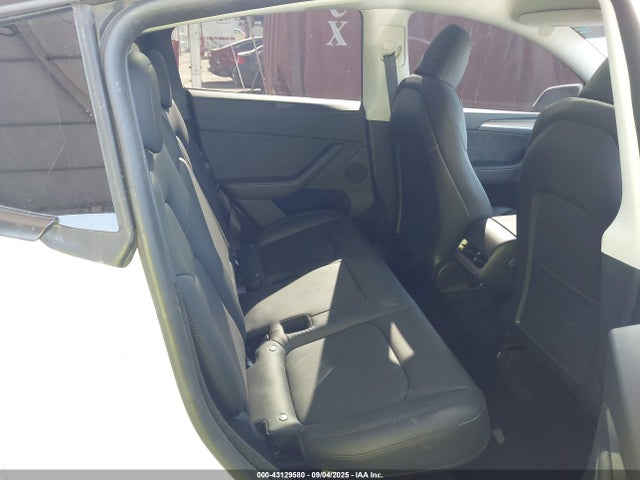 2024 TESLA MODEL Y 7SAYGDEE5RA226432 Photo 7