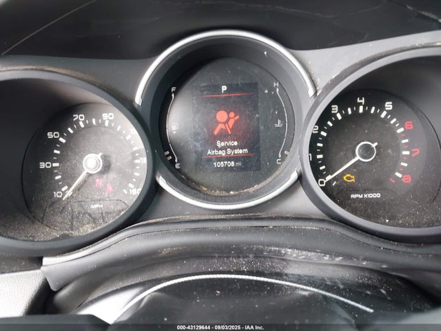 2018 FIAT 500L ZFBCFADH4JZ041118 Photo 6