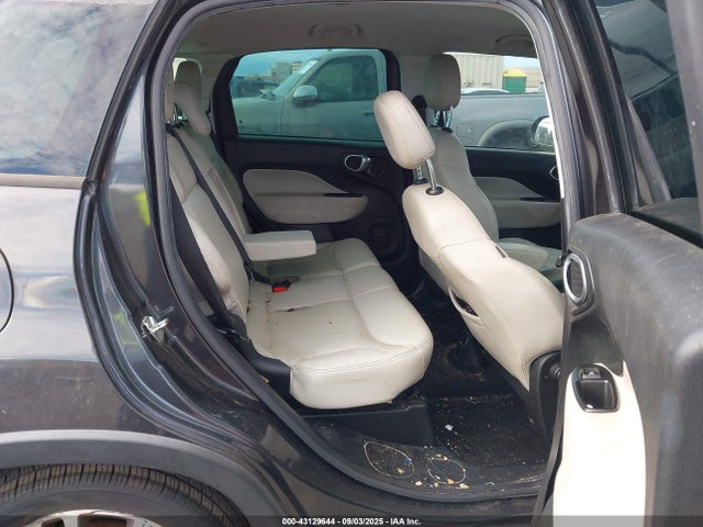 2018 FIAT 500L ZFBCFADH4JZ041118 Photo 7