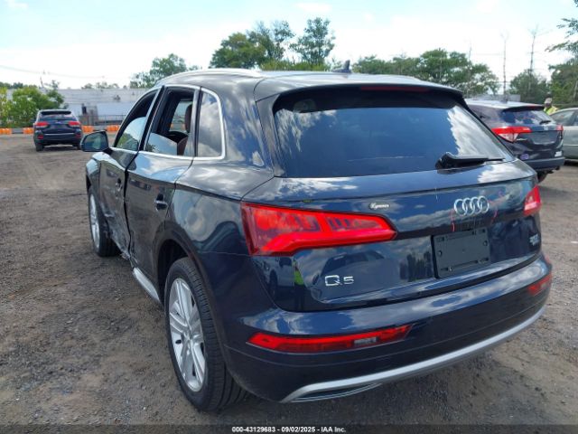 2018 AUDI Q5 WA1CNAFY0J2099789 Photo 2