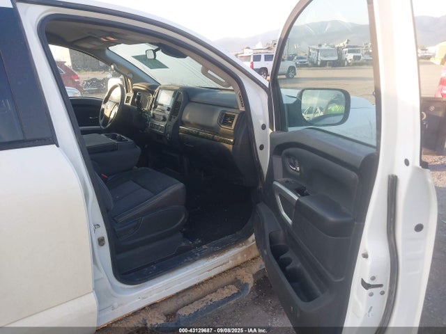 Nissan Titan 2022 1N6AA1EC9NN106836 Image 5
