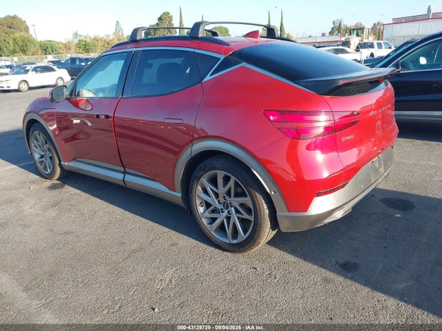 Genesis gv60 2023 KMUKCDTC8PU014659 Image 3