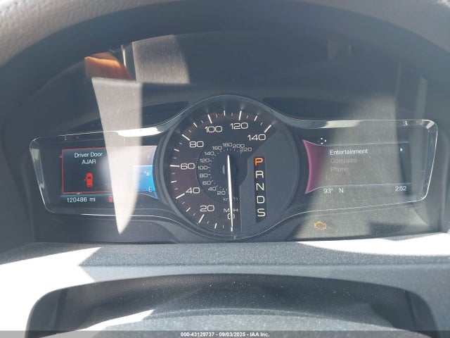 2LMDJ6JK2EBL03692 Lincoln MKX
