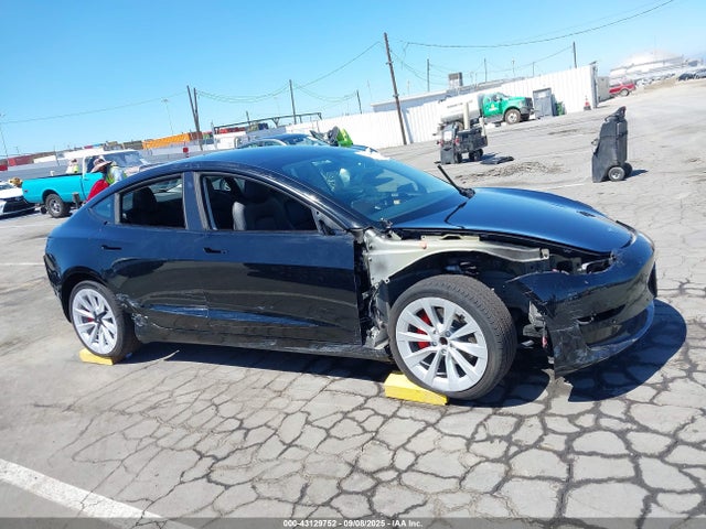 Tesla Model 3 Rear-wheel Drive 2022 5YJ3E1EA0NF297995 Image 14