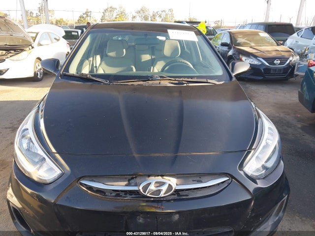 KMHCT5AE1HU326109 Hyundai ACCENT SE