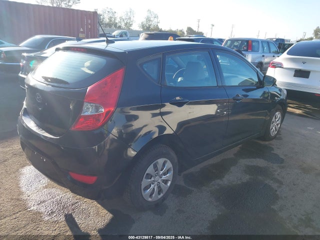 KMHCT5AE1HU326109 Hyundai ACCENT SE