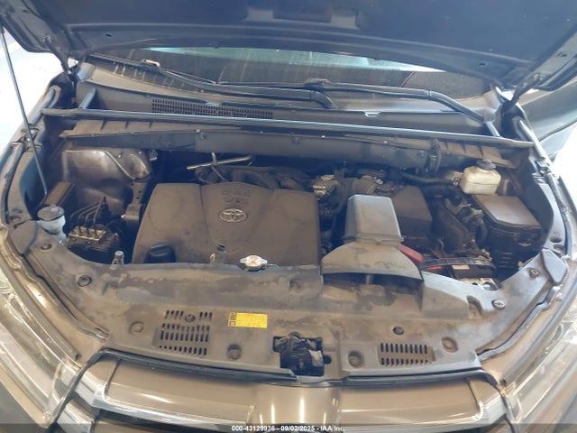 5TDDZRFH6JS896957 Toyota 2gr-fks