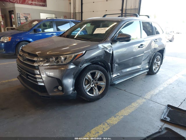 5TDDZRFH6JS896957 Toyota 2gr-fks