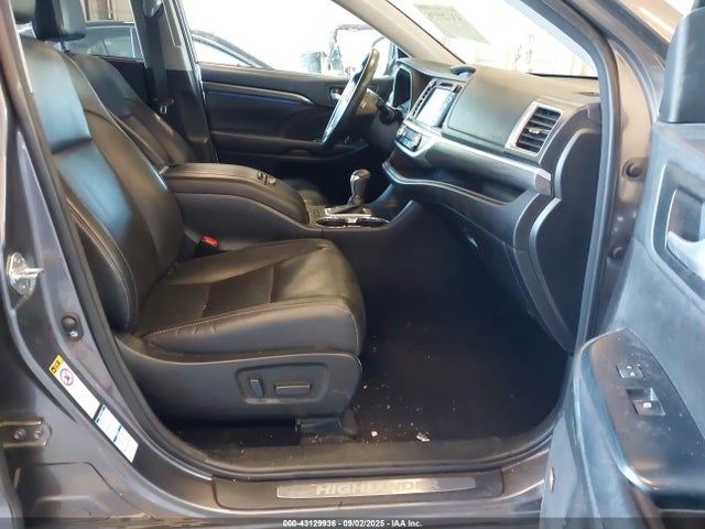 5TDDZRFH6JS896957 Toyota 2gr-fks