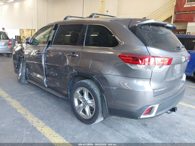5TDDZRFH6JS896957 Toyota 2gr-fks