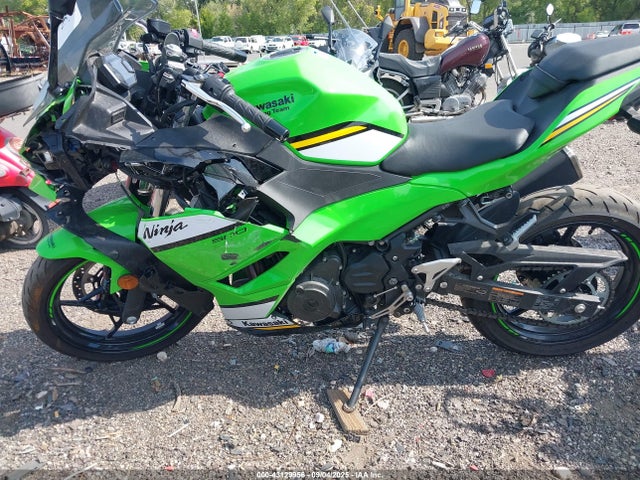 ML5EXGH11SDA35422 Kawasaki 2025