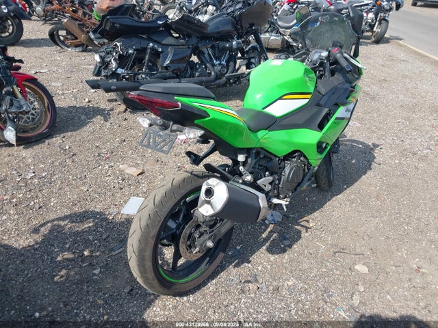 ML5EXGH11SDA35422 Kawasaki 2025