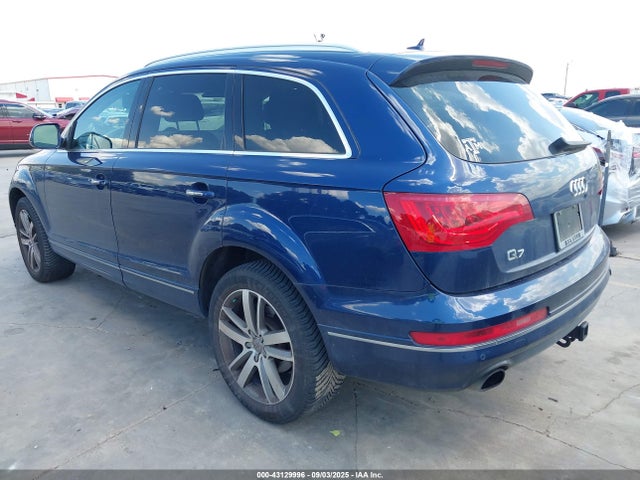 2013 AUDI Q7 WA1LGAFE2DD007221 Photo 2