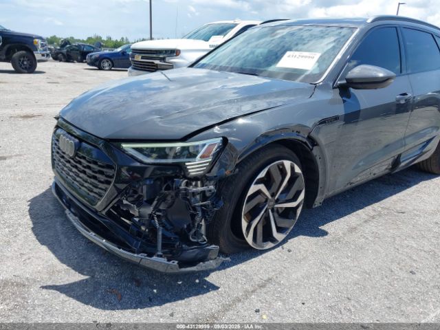 2024 AUDI Q8 E-TRON WA15AAGE8RB054393 Photo 5