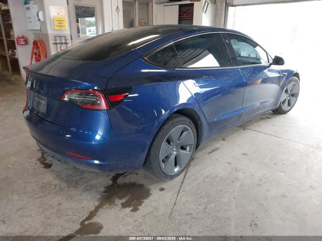 2022 TESLA MODEL 3 5YJ3E1EA2NF289252 Photo 3