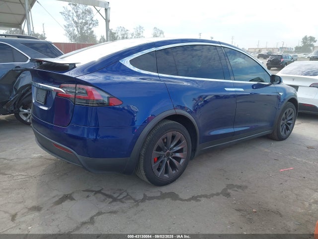 2016 TESLA MODEL X 5YJXCBE40GF001917 Photo 3