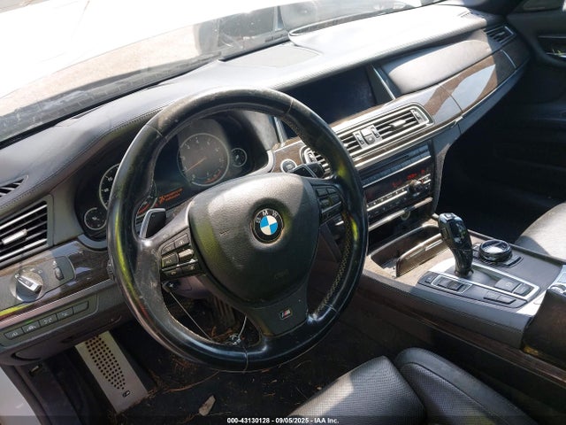 2014 Bmw Alpina B7 მანქანა იყიდება აუქციონზე, vin: WBAYE8C53ED780597, აუქციონის ნომერი: 43130128