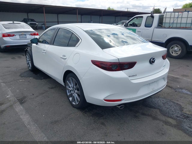 Mazda py 2021 3MZBPABL8MM250068 Image 3
