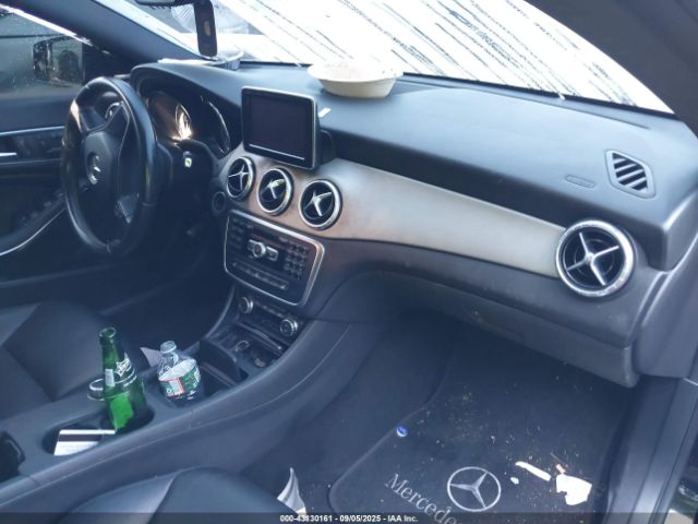 2014 MERCEDES-BENZ CLA 250 WDDSJ4EB4EN155268 Photo 4