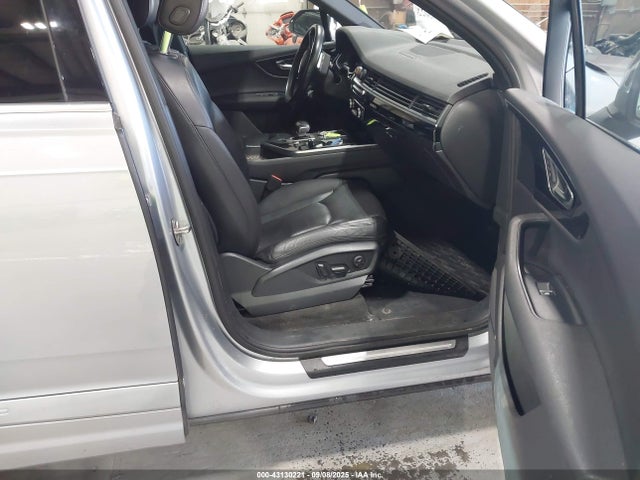 2017 AUDI Q7 WA1LAAF7XHD010067 Photo 4