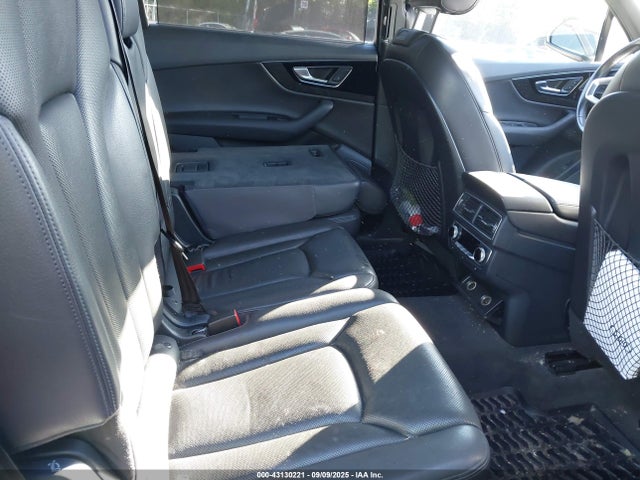 2017 AUDI Q7 WA1LAAF7XHD010067 Photo 7