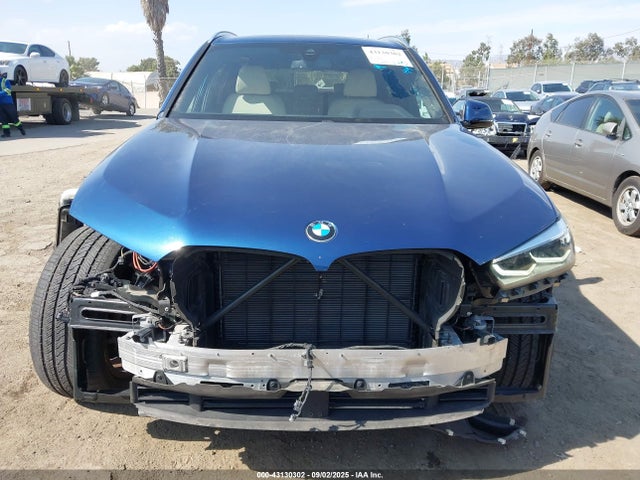 5UXCR4C08M9E86467 BMW X5