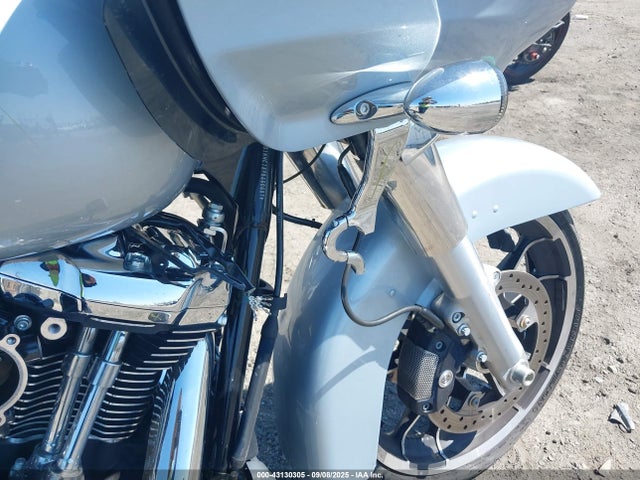 Harley-Davidson Road Glide 2023 1HD1KHC18PB660687 Image 16