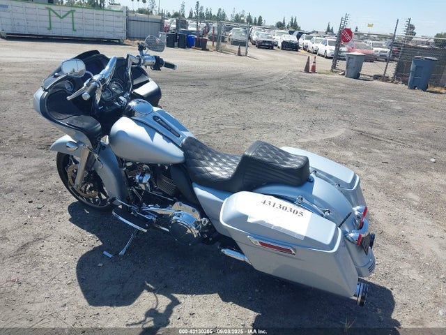 Harley-Davidson Road Glide 2023 1HD1KHC18PB660687 Image 3