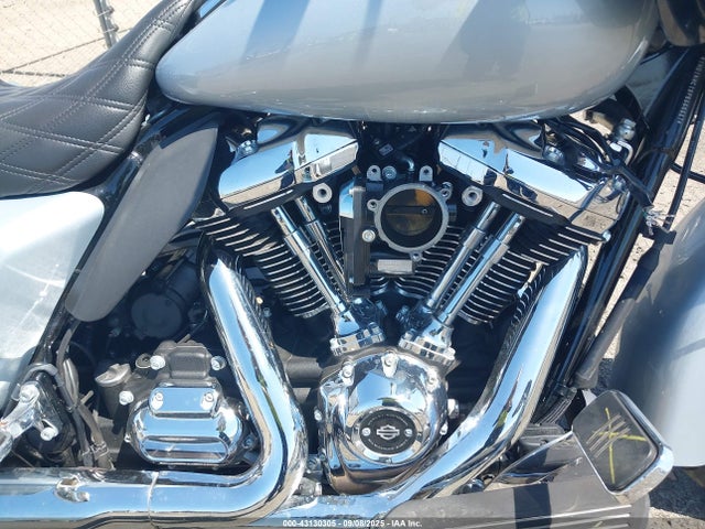 Harley-Davidson Road Glide 2023 1HD1KHC18PB660687 Image 8