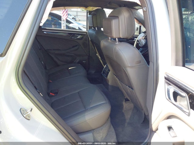 2022 PORSCHE MACAN WP1AA2A57NLB05128 Photo 7