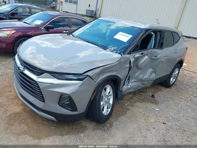 Chevrolet lsy 2021 3GNKBCR48MS511505 Image 2