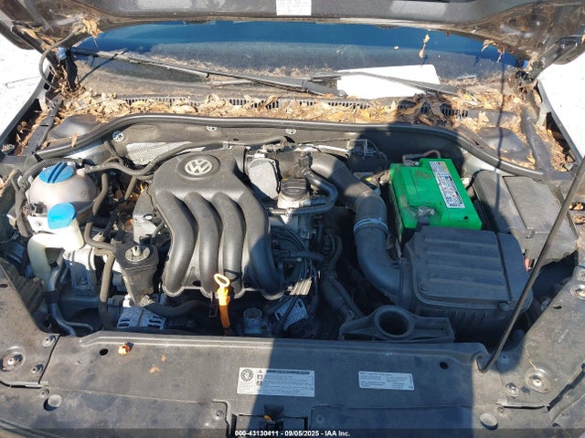2013 Volkswagen Jetta 2.0l S მანქანა იყიდება აუქციონზე, vin: 3VW1K7AJ6DM256285, აუქციონის ნომერი: 43130411