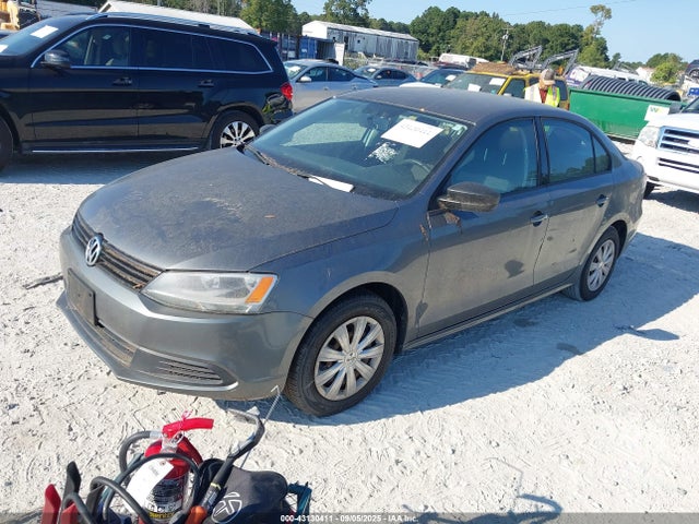 2013 Volkswagen Jetta 2.0l S მანქანა იყიდება აუქციონზე, vin: 3VW1K7AJ6DM256285, აუქციონის ნომერი: 43130411