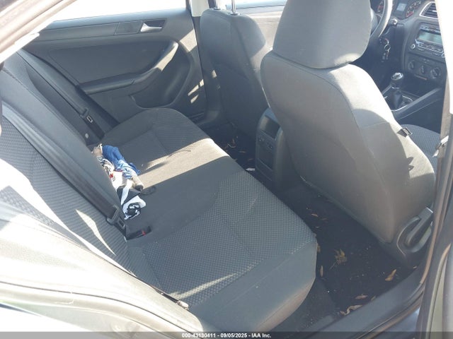 2013 Volkswagen Jetta 2.0l S მანქანა იყიდება აუქციონზე, vin: 3VW1K7AJ6DM256285, აუქციონის ნომერი: 43130411