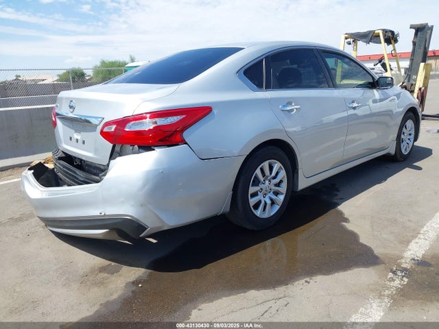 1N4AL3APXGN343264 Nissan 2016