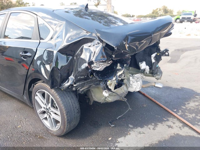 3KPF54ADXME393586 KIA FORTE EX