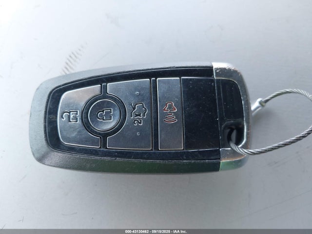 Ford 2018 2018 3FA6P0HD0JR281821 Image 11