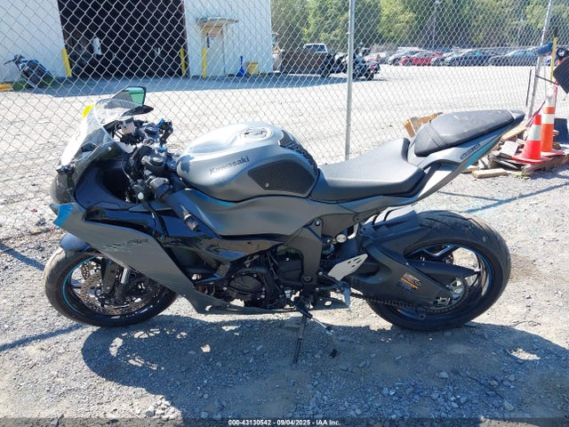 JKBZXJK10SA008133 Kawasaki 2025