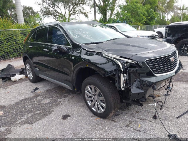 2020 CADILLAC XT4 1GYFZCR43LF138960 Photo 0