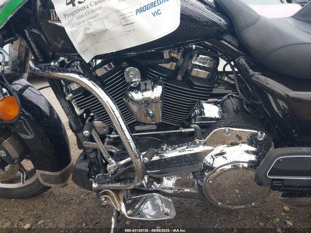 Harley-Davidson Road King 2017 1HD1FBC19HB684077 Image 9