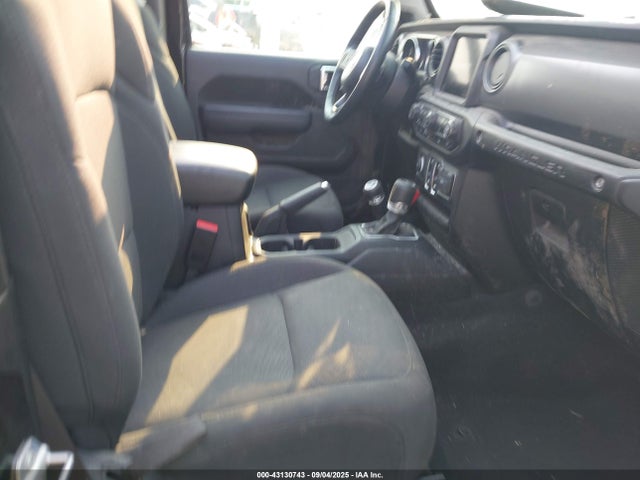 1C4HJXAG7PW534575 Jeep Wrangler