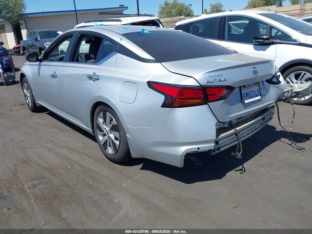 Nissan 2020 2020 1N4BL4BV3LC140827 Image 3