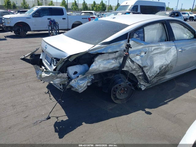 Nissan 2020 2020 1N4BL4BV3LC140827 Image 6