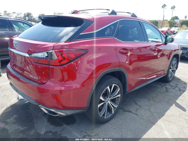 Lexus 2017 2017 2T2ZZMCA0HC060222 Image 4
