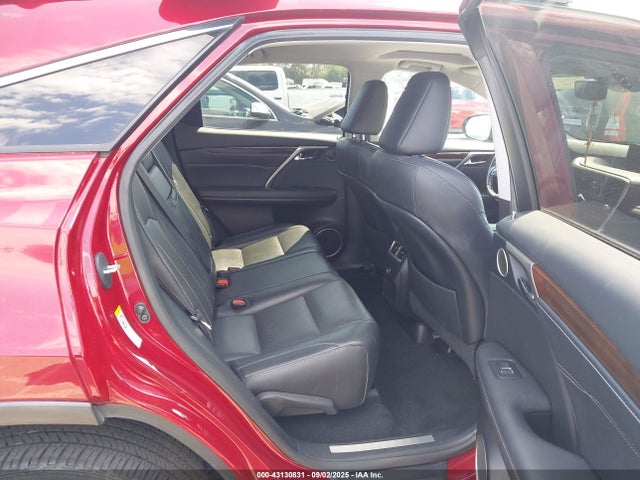 Lexus 2017 2017 2T2ZZMCA0HC060222 Image 8